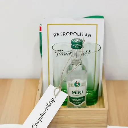 Retropolitan Living Apartment *