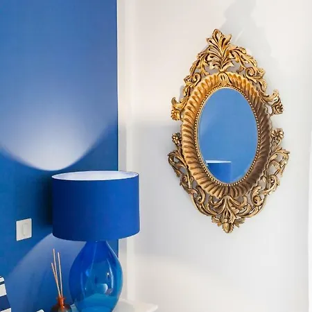 Retropolitan Living Apartment *