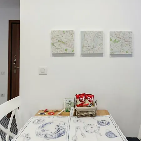 Apartment Retropolitan Living *